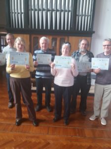 Pre-diabetes course completers with their certificates